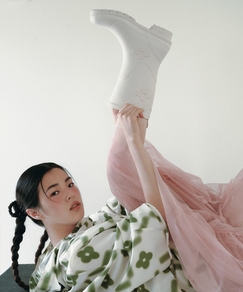 [X MINJUKIM] FLORAL PATCH RAIN BOOTS SHORT - 4 colors