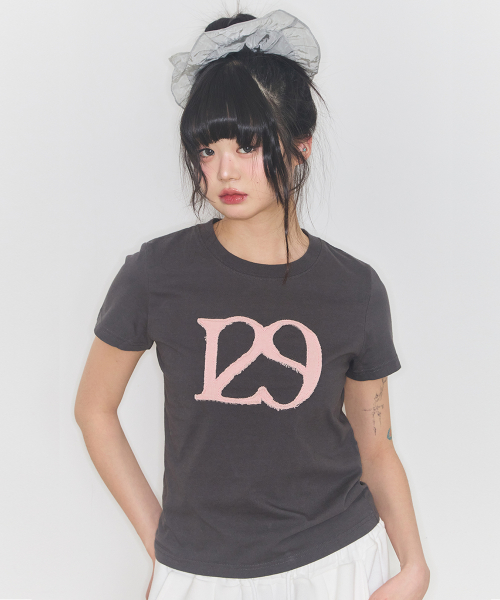 129 LOGO PATCH T-SHIRT CHARCOAL