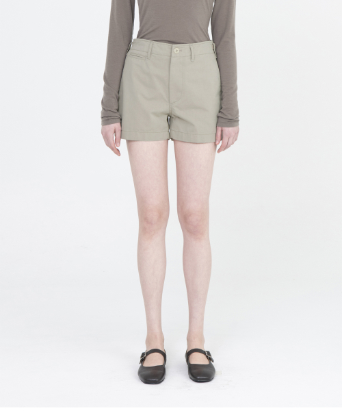W Essential Chino Shorts, Ivory
