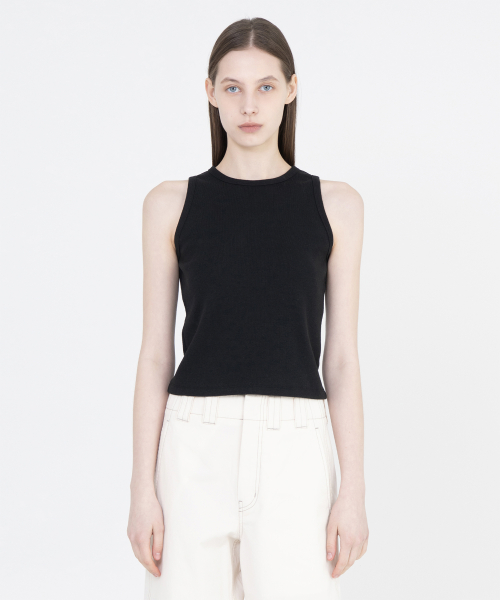 W Round Sleeveless Top, Black