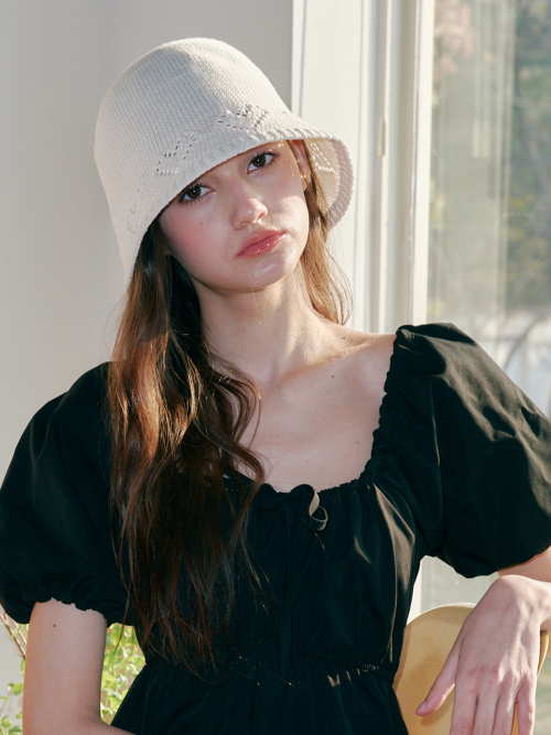 Heart Hole Bucket Hat (Cream)