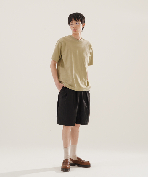 Norman Deep Tuck Linen Like Short Pant Black KJSP2614