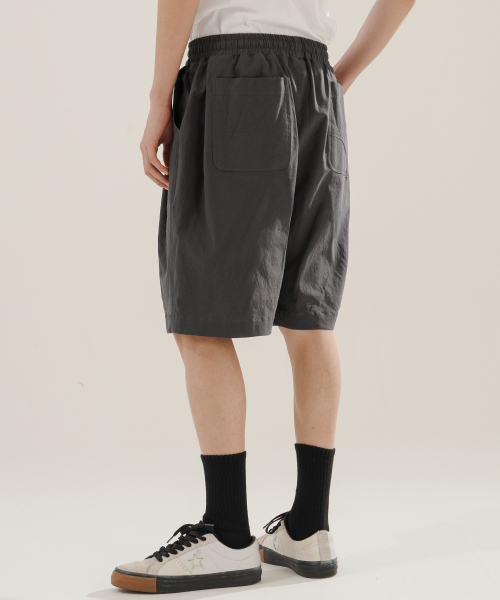 Norman Deep Tuck Linen Like Short Pant Charcoal KJSP2614