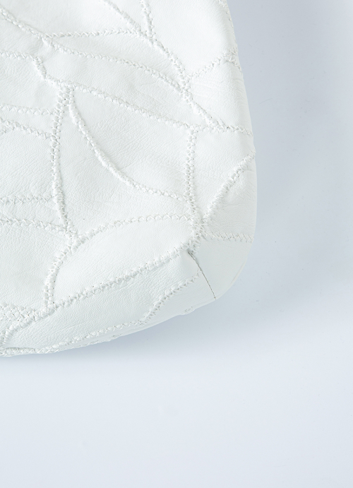 BECKY SHOULDER BAG / WHITE