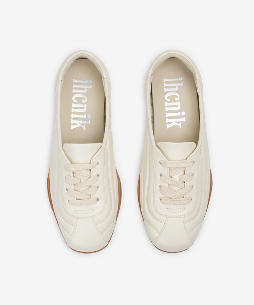 r. 901 whispering sneakers / ivory