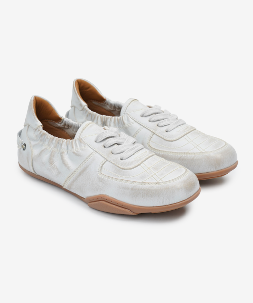 r. 902 vintage leather sneakers
