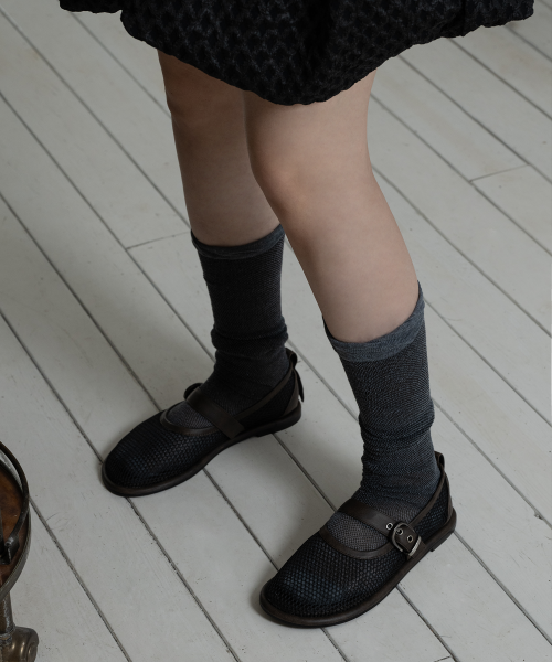 r. 903 mesh buckle flats / brown