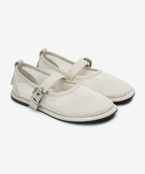 r. 903 mesh buckle flats / ivory