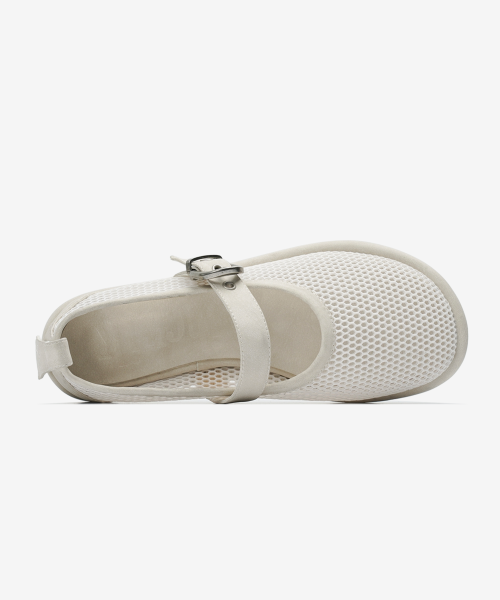 r. 903 mesh buckle flats / ivory