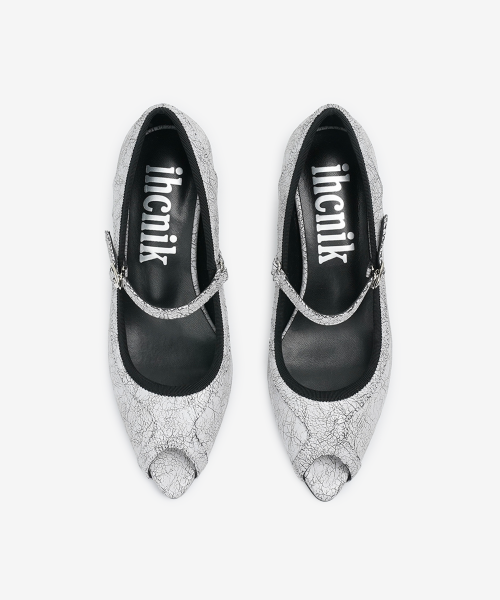 r. 906 open toe heels / white
