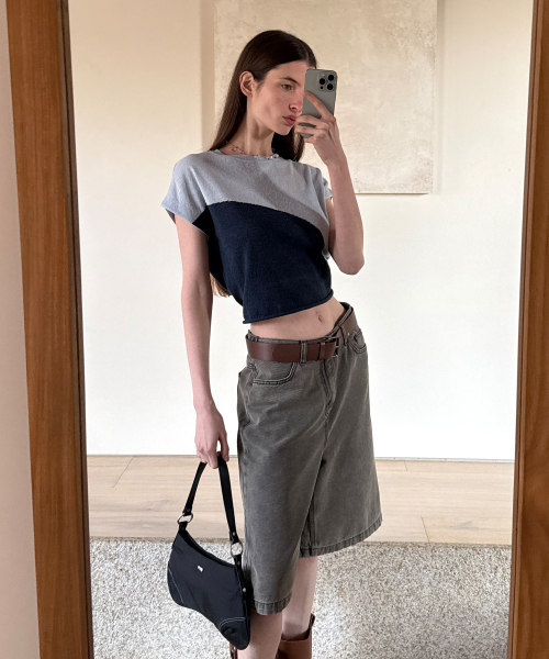 TWO TONE DRAWSTRING KNIT TOP - BLUE