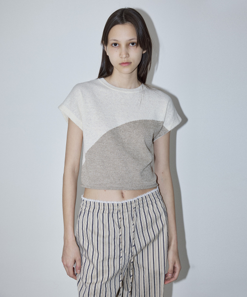 TWO TONE DRAWSTRING KNIT TOP - CREAM