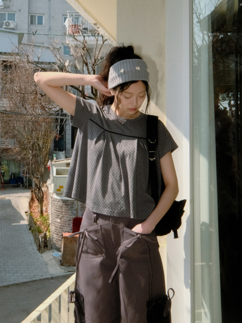 Dot Flared Tee (Charcoal)