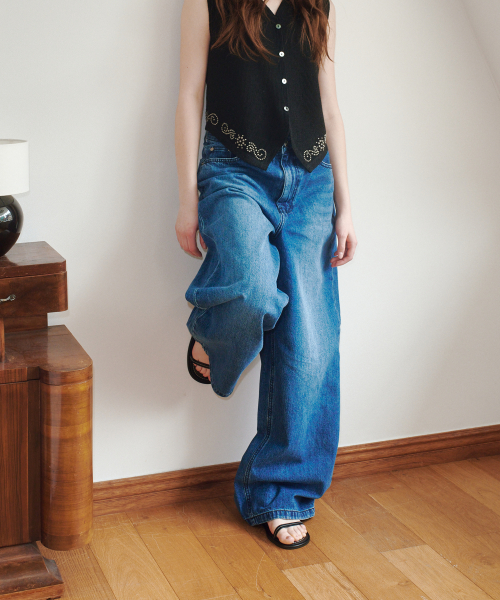 Laylin stitch sandals