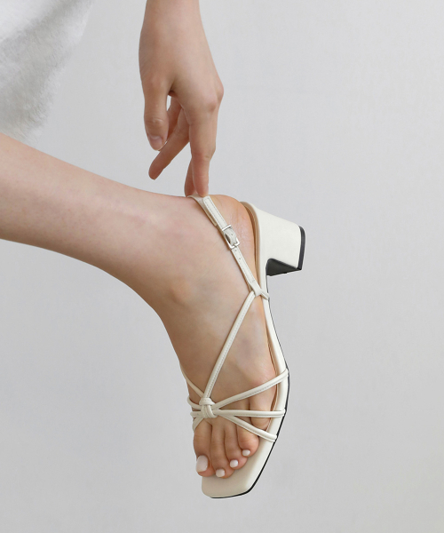 세렌디 스퀘어 스트랩 샌들힐 (5cm)