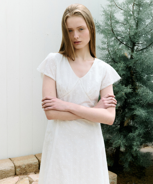 FLARE SLEEVE LONG ONEPIECE WHITE