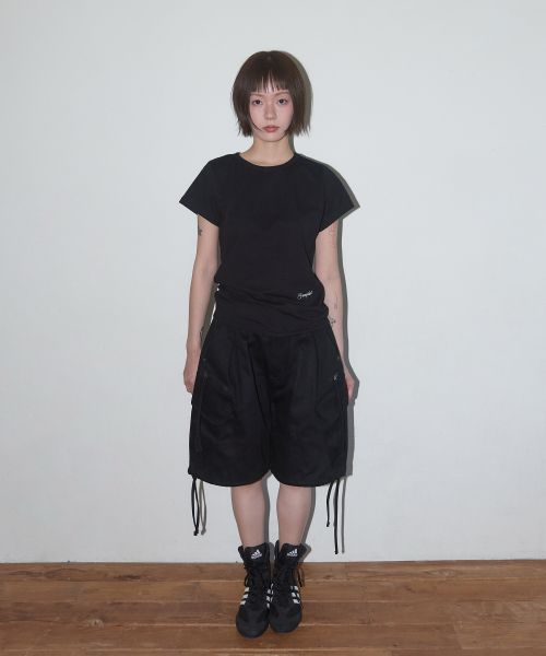 REBIRTH OF HEAVEN CROP TEE (BLACK) F25QB135