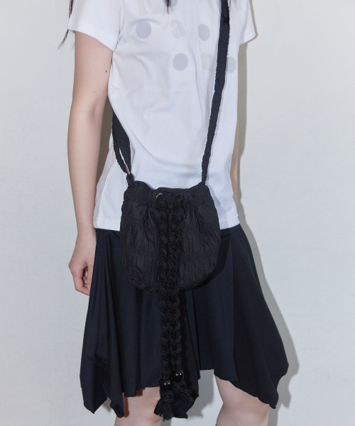 ROPE STRING MINI CROSS BAG (BLACK) F25QE999