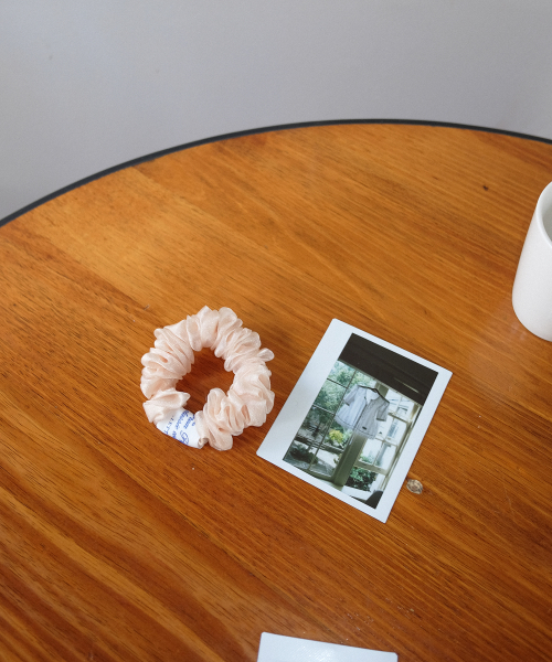 Pluto Scrunchie_Apricot