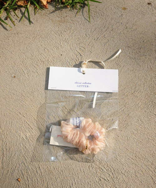 Pluto Scrunchie_Apricot