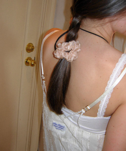 Pluto Scrunchie_Apricot