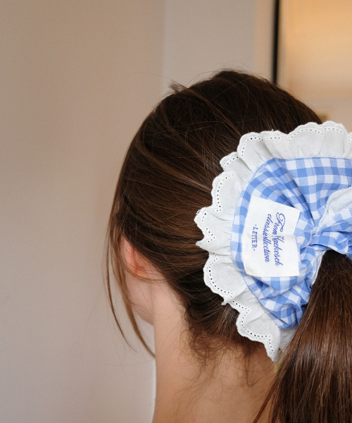 Diony Scrunchie_Sky