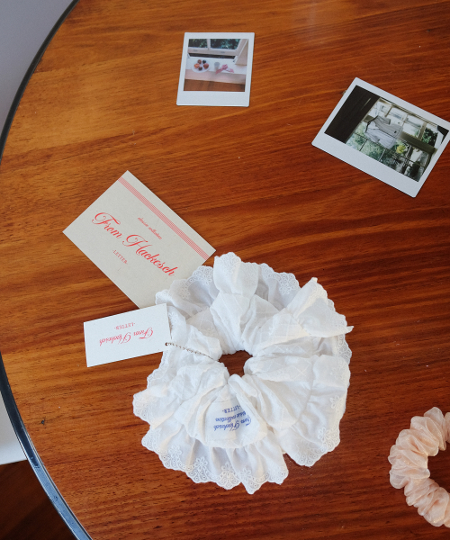 Jasmin Scrunchie_White
