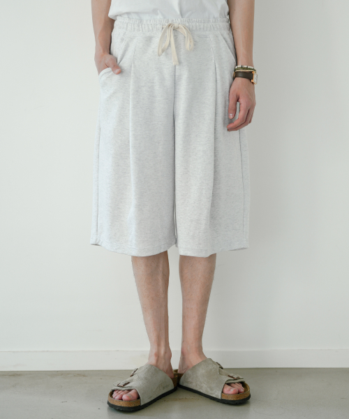 Light Deep Tuck Half Pants WhiteOatmeal OYSP2625