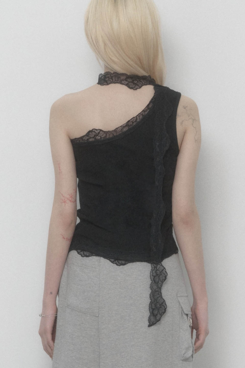 Lace One-shoulder Top (Black)