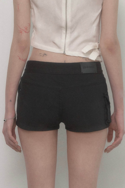 Leather Patch Cargo Short Pants (Black)