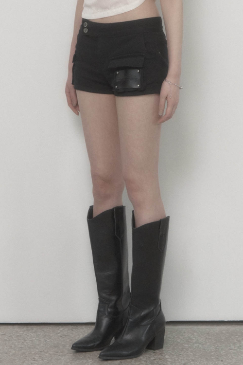 Leather Patch Cargo Short Pants (Black)