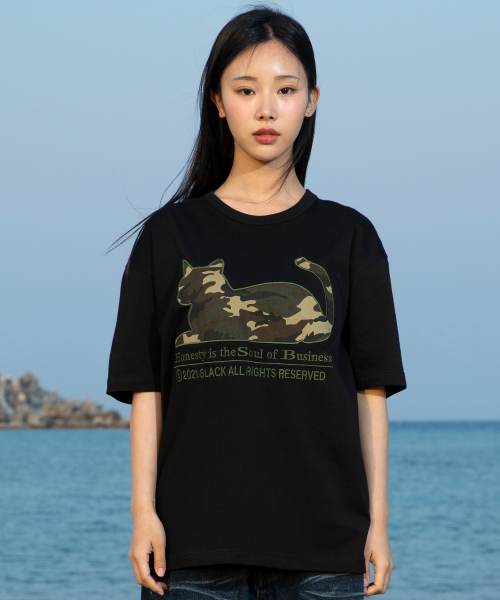 GT199 어네스티캣 카모 반팔 티셔츠 (BLACK)