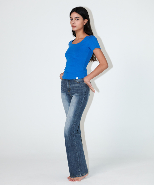 U NECK TEE