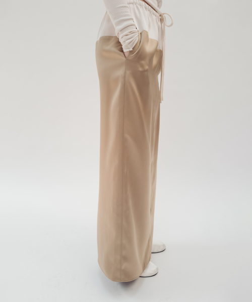 SAVA CONTRAST SATIN SKIRT (BEIGE)