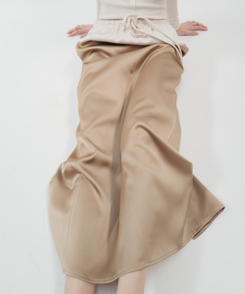SAVA CONTRAST SATIN SKIRT (BEIGE)