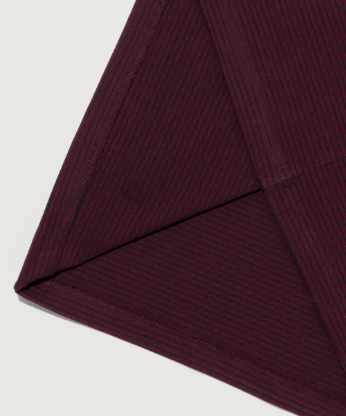 C로고 스트라이프 반팔 티셔츠 Burgundy