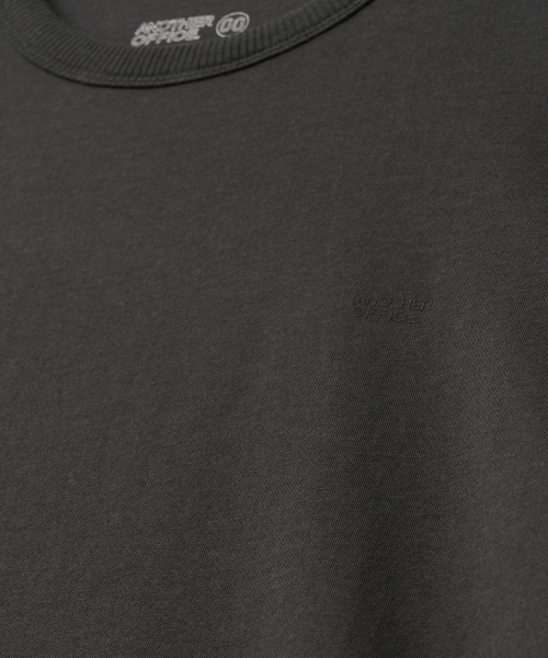 w. Weekly Tee (Black)