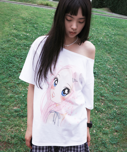 Pink HEESU One shoulder T-shirt [White]