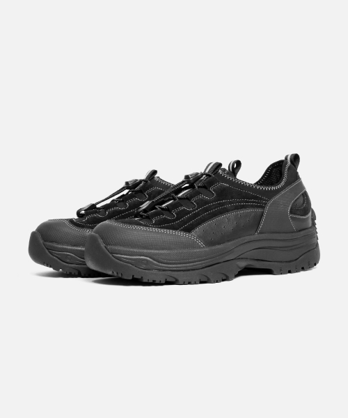 BLUE MOUNTAINS [BLACK]