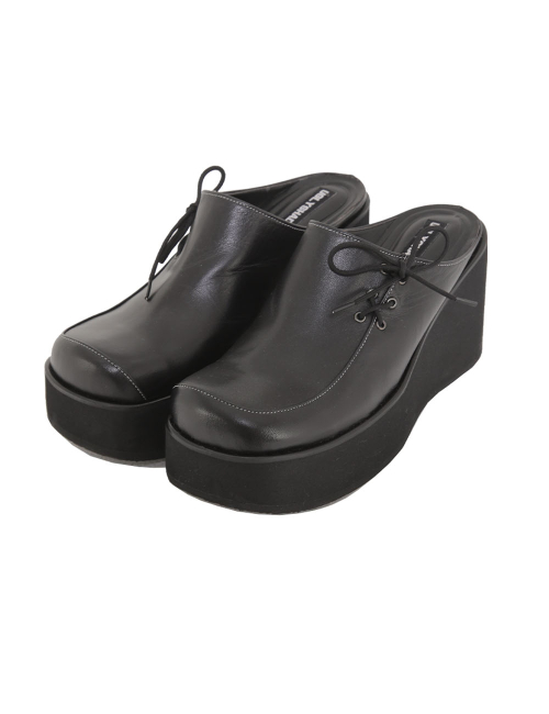 SQUARE SLIPPERS