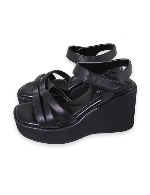 STRAP SANDALS