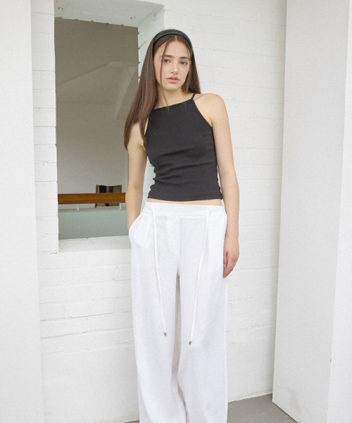 NYW LOGO BOAT-NECK SLEEVELESS_BLACK