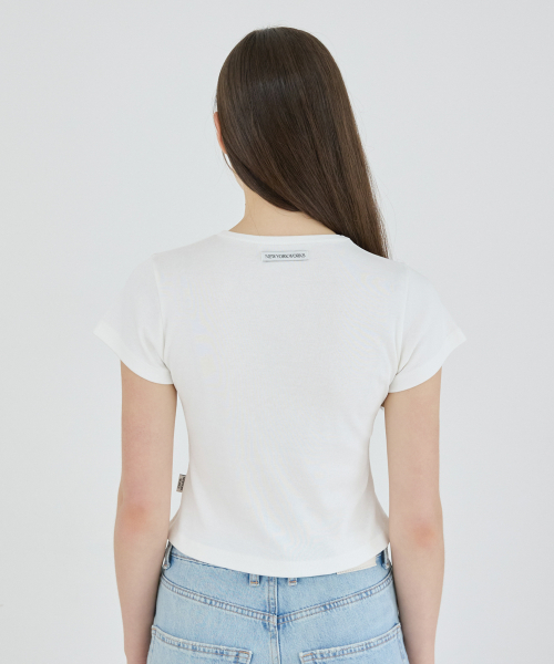 NYW EMBROIDERED WOMAN FIT T-SHIRTS_WHITE
