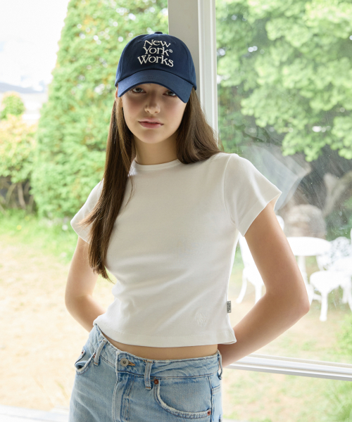 NYW EMBROIDERED WOMAN FIT T-SHIRTS_WHITE