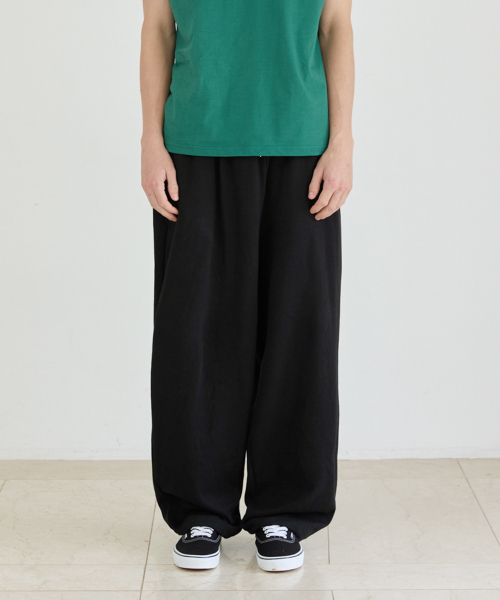 UNISEX BACK POINT JOGGER TRAINING PANTS_BLACK