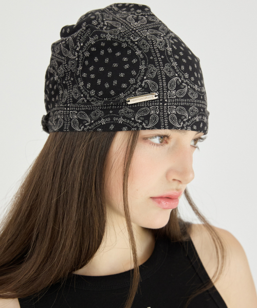 SUMMER PAISLEY BEANIE HAT_BLACK