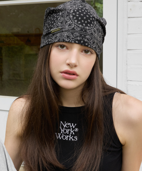 SUMMER PAISLEY BEANIE HAT_BLACK