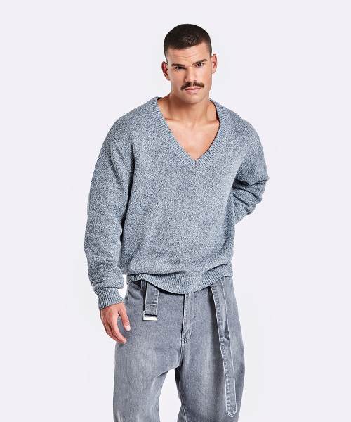 Piercing V Neck Knit - Grey