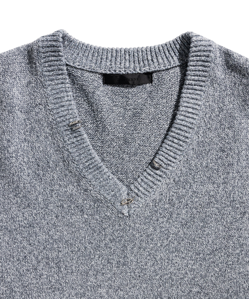 Piercing V Neck Knit - Grey