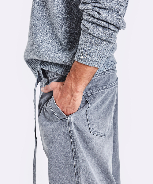 Belted Denim Pants - Grey